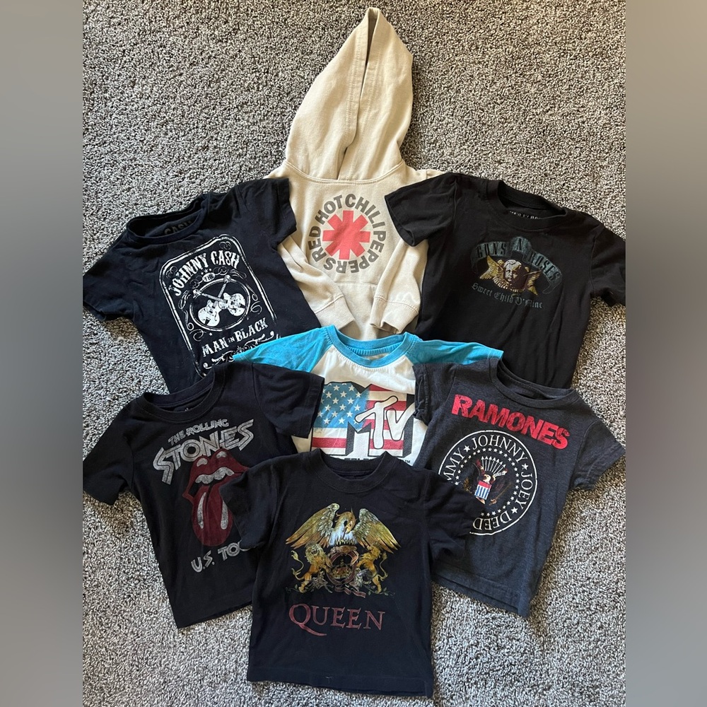 LOT 2T Band Tees